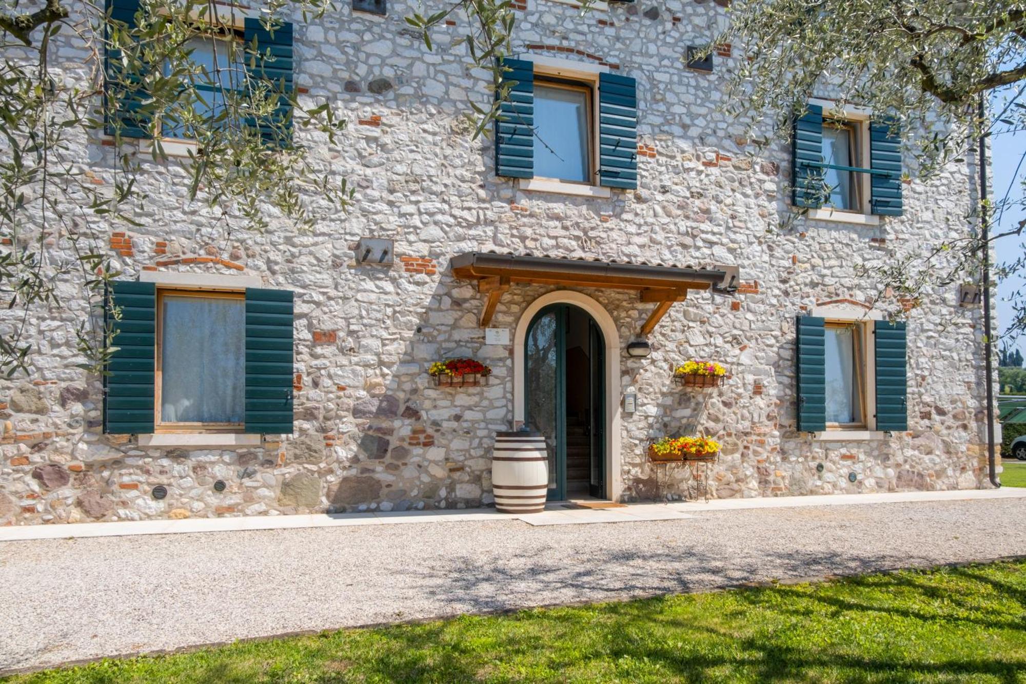 Agriturismo Le Ginestre Lazise Exteriör bild
