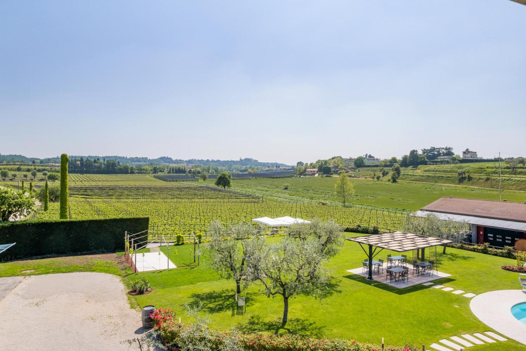 Agriturismo Le Ginestre Lazise Exteriör bild