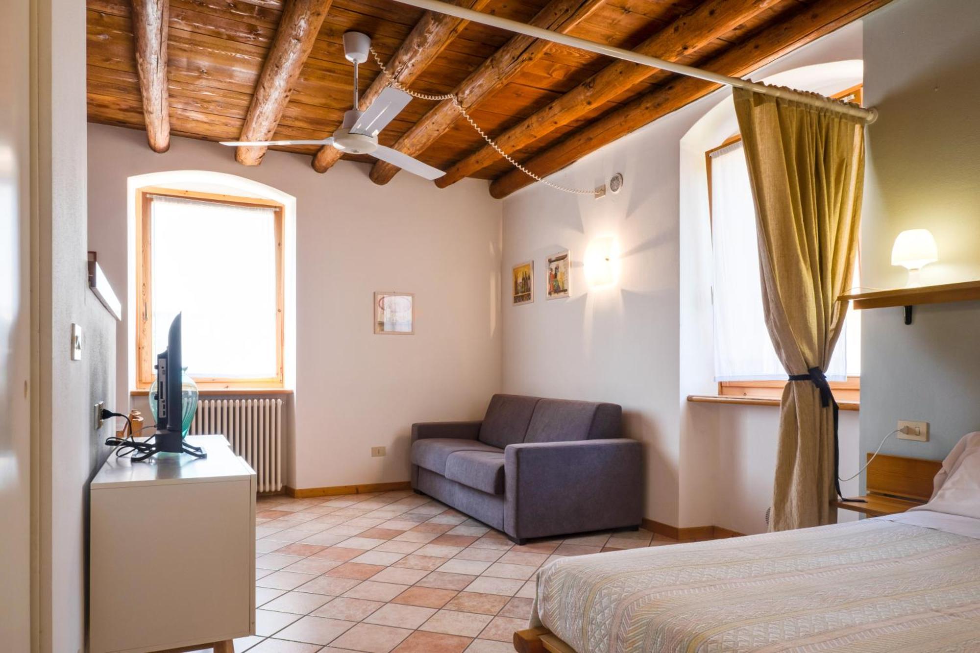 Agriturismo Le Ginestre Lazise Exteriör bild