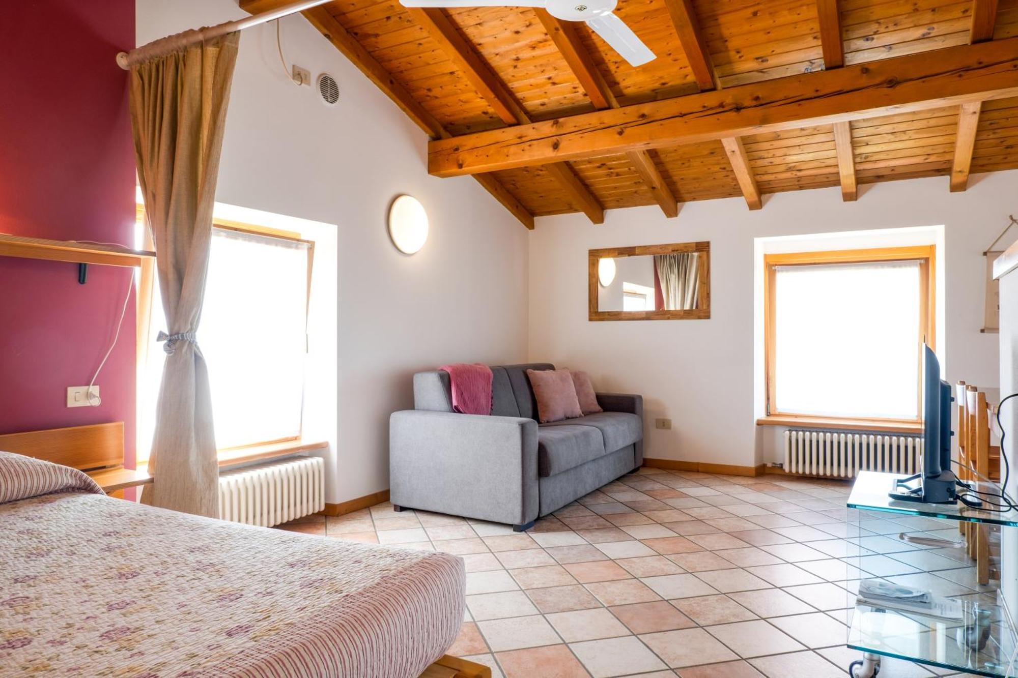 Agriturismo Le Ginestre Lazise Exteriör bild